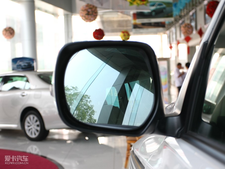 2010 4.0L V6 VX NAVI