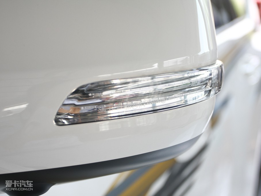 2010 4.0L V6 VX NAVI