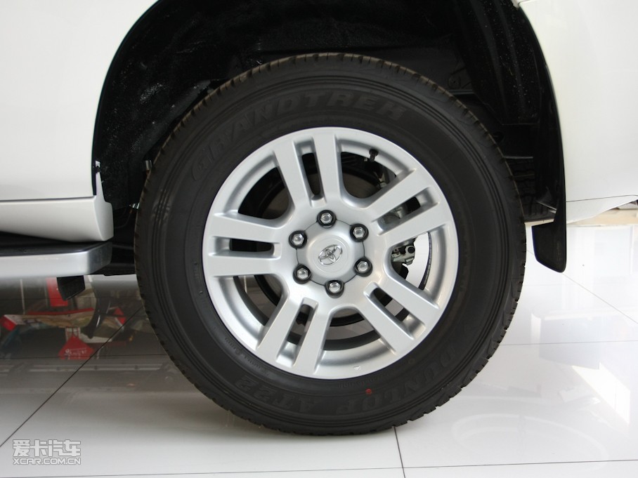 2010 4.0L V6 VX NAVI