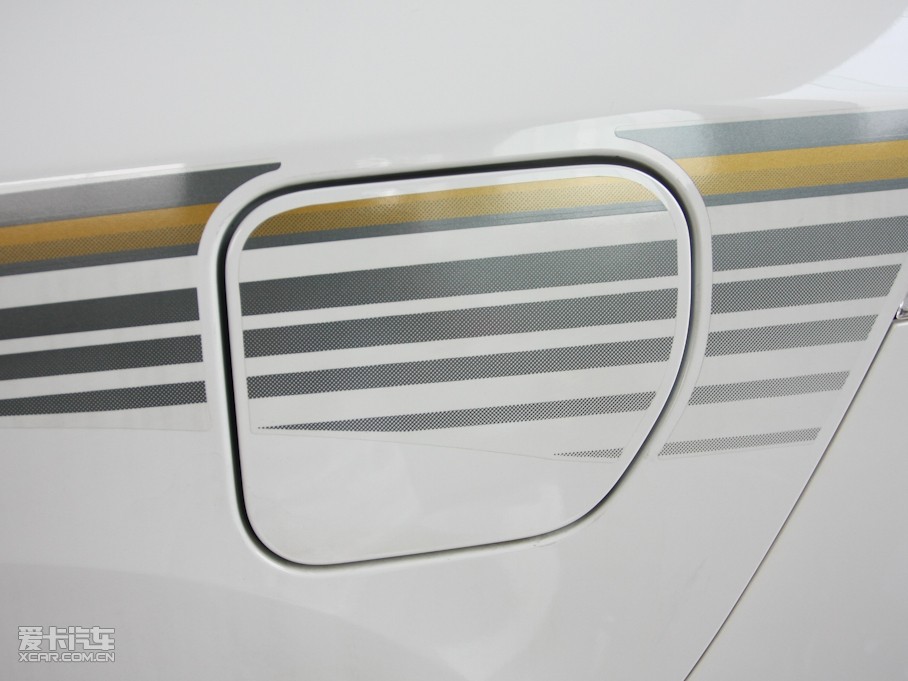 2010 4.0L V6 VX NAVI