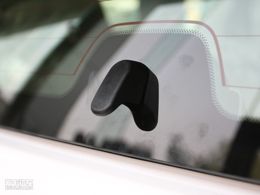 2010 4.0L V6 VX NAVI