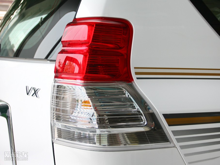 2010 4.0L V6 VX NAVI