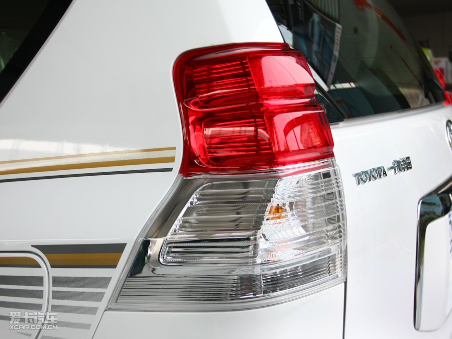 2010 4.0L V6 VX NAVI