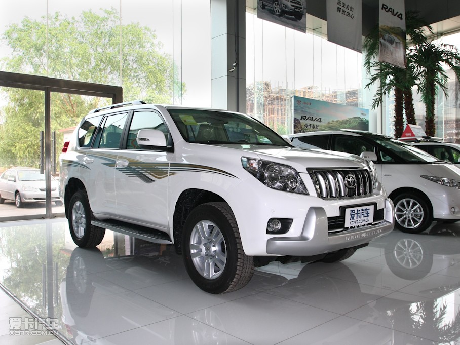 2010 4.0L V6 VX NAVI