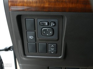 20104.0L V6 VX NAVI п؅^