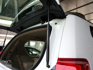 20104.0L V6 VX NAVI g