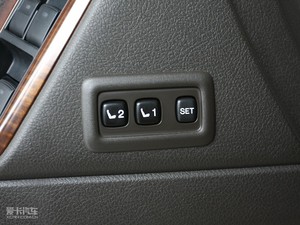 20104.0L V6 VX NAVI g