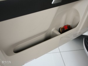 20104.0L V6 VX NAVI g