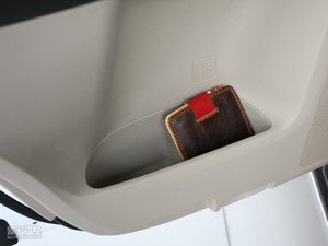 20104.0L V6 VX NAVI g