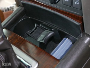 20104.0L V6 VX NAVI g