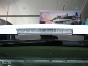 20104.0L V6 VX NAVI ^