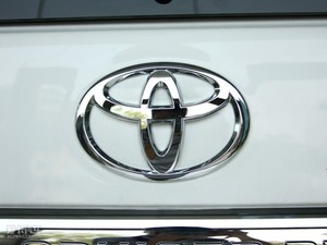 20104.0L V6 VX NAVI ^