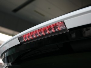 20104.0L V6 VX NAVI ^