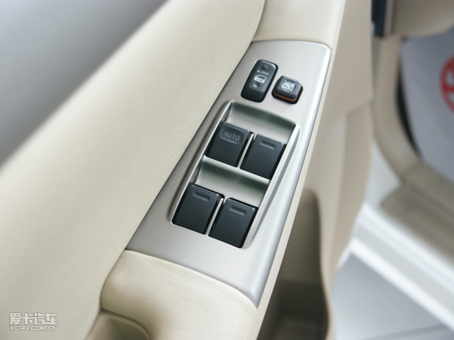 2010��� 1.6L �ԄӺ��A��