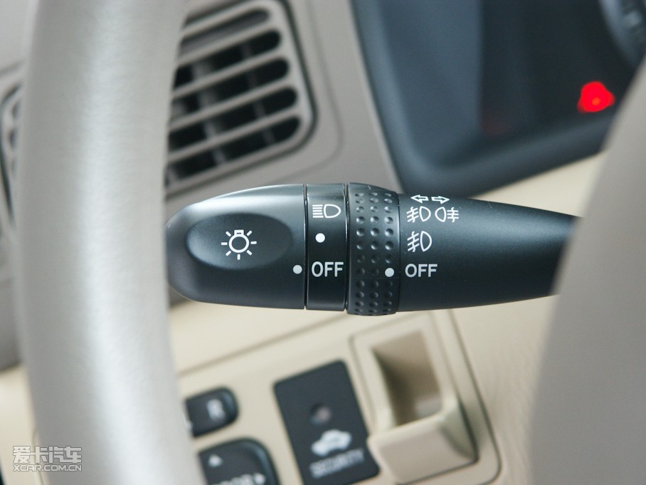 2010��� 1.6L �Ԅ�(d��ng)���A��