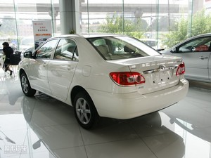 2010款1.6L 自动豪华版 左后45度