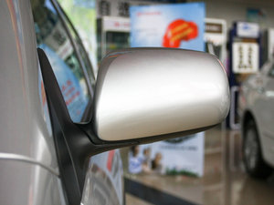 2010款1.6L 自动经典版 后视镜