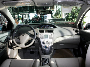 20111.3L GL-i AT (ni)ȫ