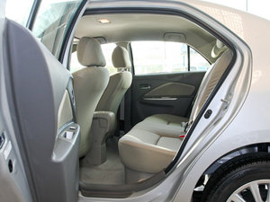 20111.3L GL-i AT ſg