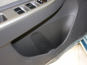 20111.6L GL-i MT ǰTg