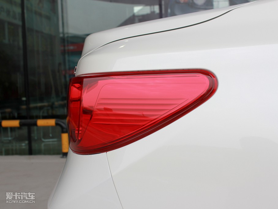 2010J־ 2.5V L(fng)ݼӢ