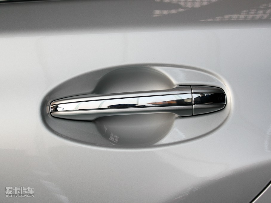 2010J־ 2.5V L(fng)кA(do)