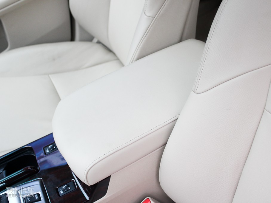 2010J־ 2.5V L(fng)ݼӢ