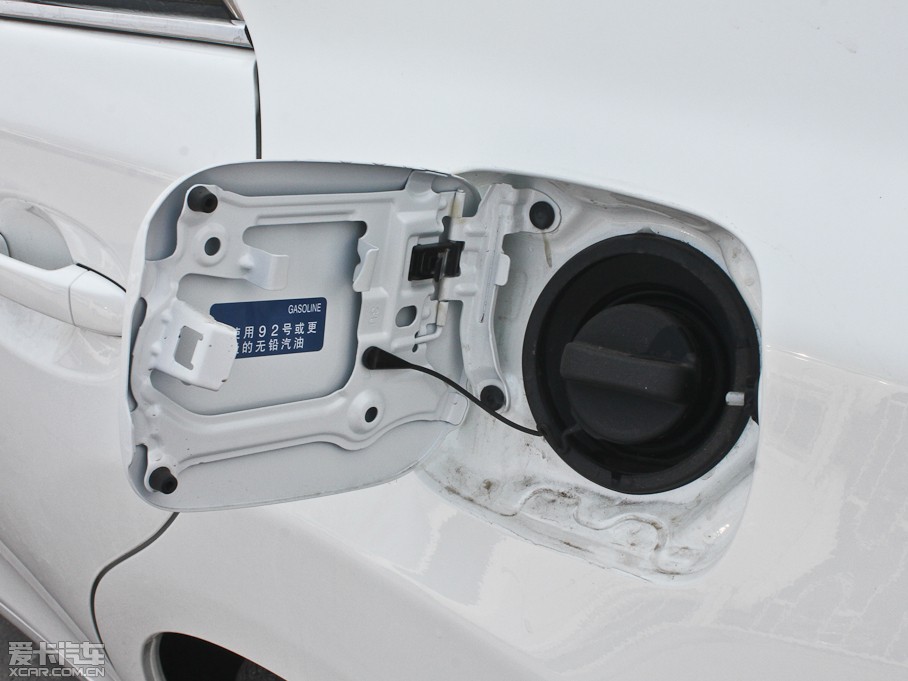 2010J־ 2.5S L(fng)ݼA