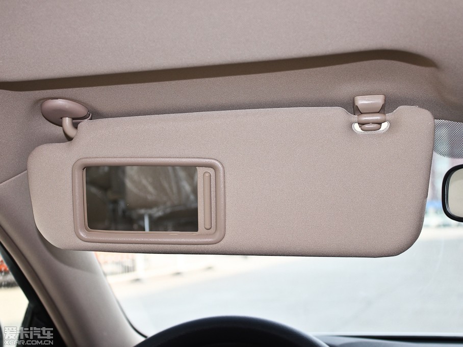 2010J־ 2.5S L(fng)ݼA