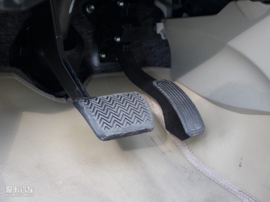 2011_ 1.8L GL-i CVT