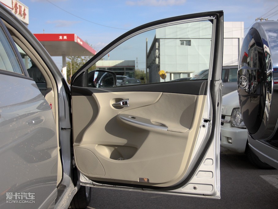 2011_ 1.8L GL-i CVT