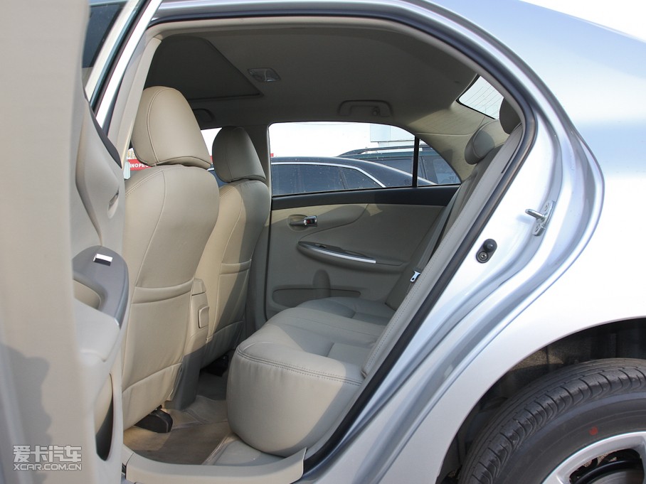 2011_ 1.8L GL-i CVT