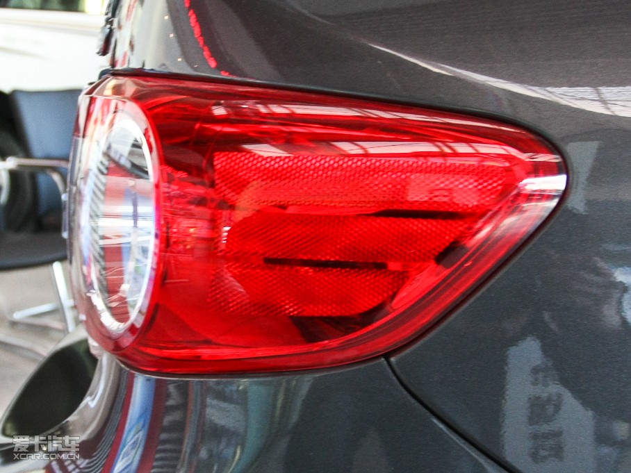 2011_ 1.8L GL-i MT