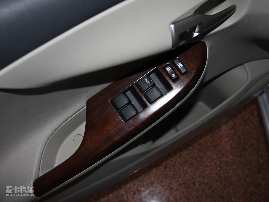 2011_ 2.0L GLX CVT