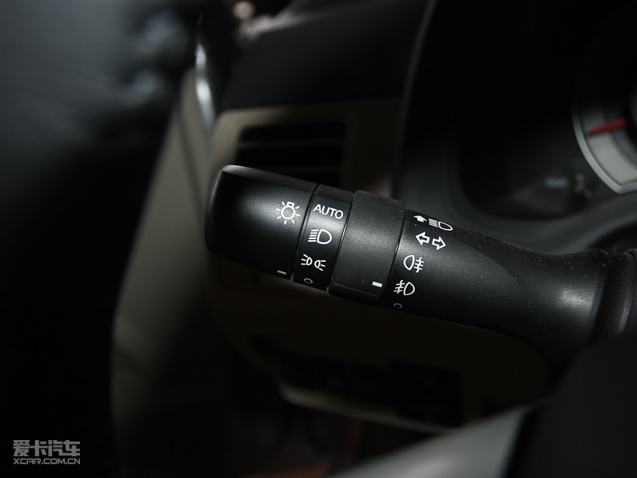 2011_ 2.0L GLX CVT