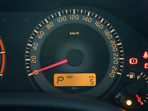 20111.6L GL AT п؅^