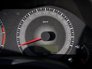 20111.8L GL-i CVT п؅^