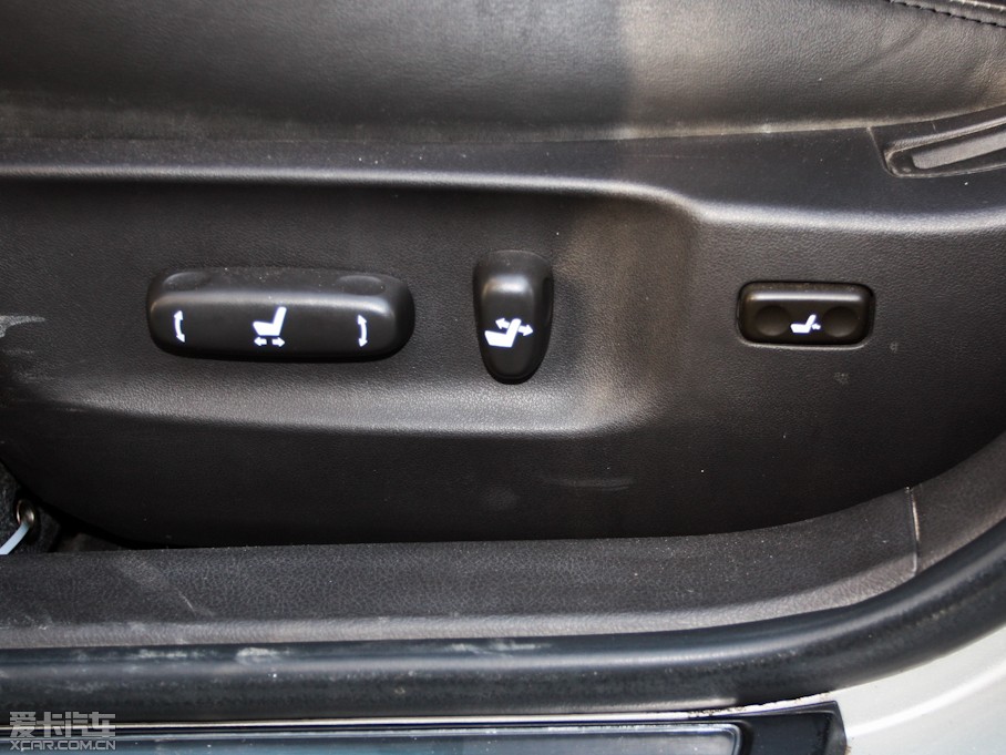 2011ʹ 2.5L Royal Ƥ촰؄e