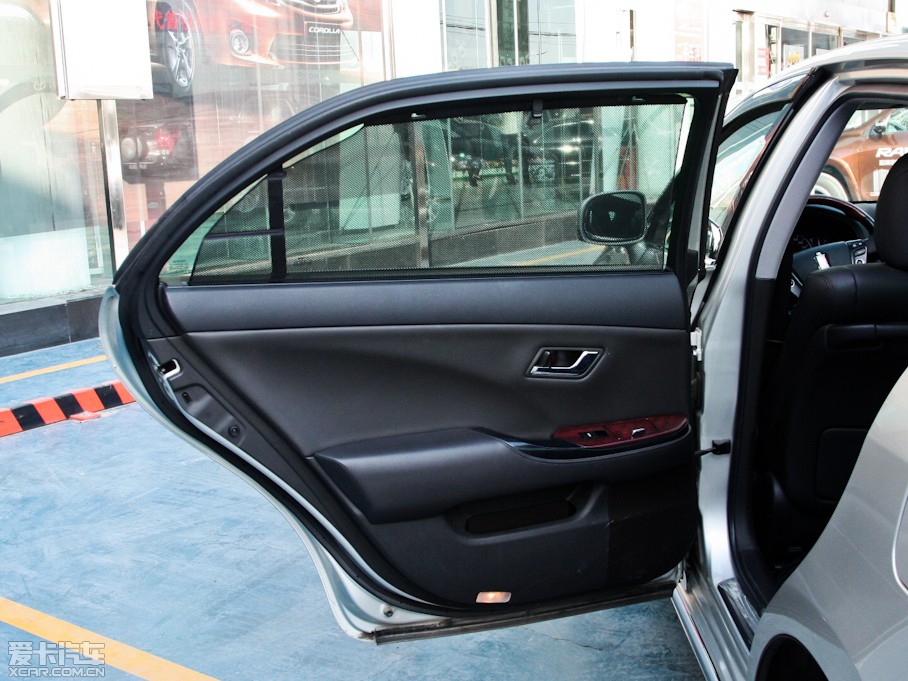 2011ʹ 2.5L Royal Ƥ촰؄e