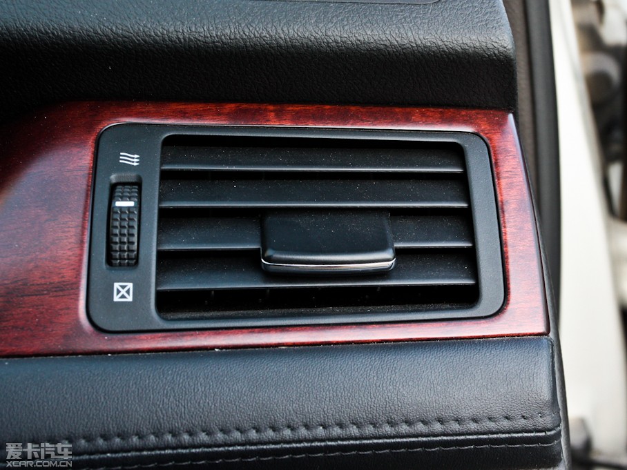 2011��ʹ� 2.5L Royal ��Ƥ�촰�؄e��