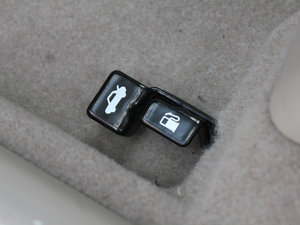 2011款1.6L 手动经典版 空间座椅