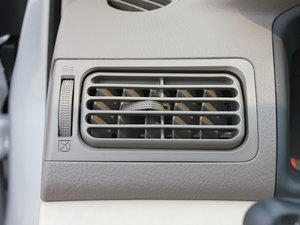 2011款1.6L 手动经典版 空间座椅