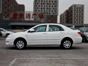 2011款1.6L 手动经典版 正侧（左）