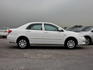 2011款1.6L 手动经典版 整体外观