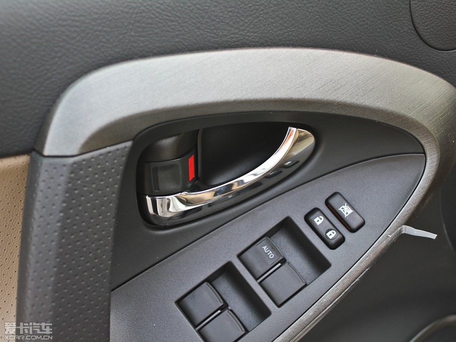 2012RAV4s 2.0L Ԅ(dng)(q)A