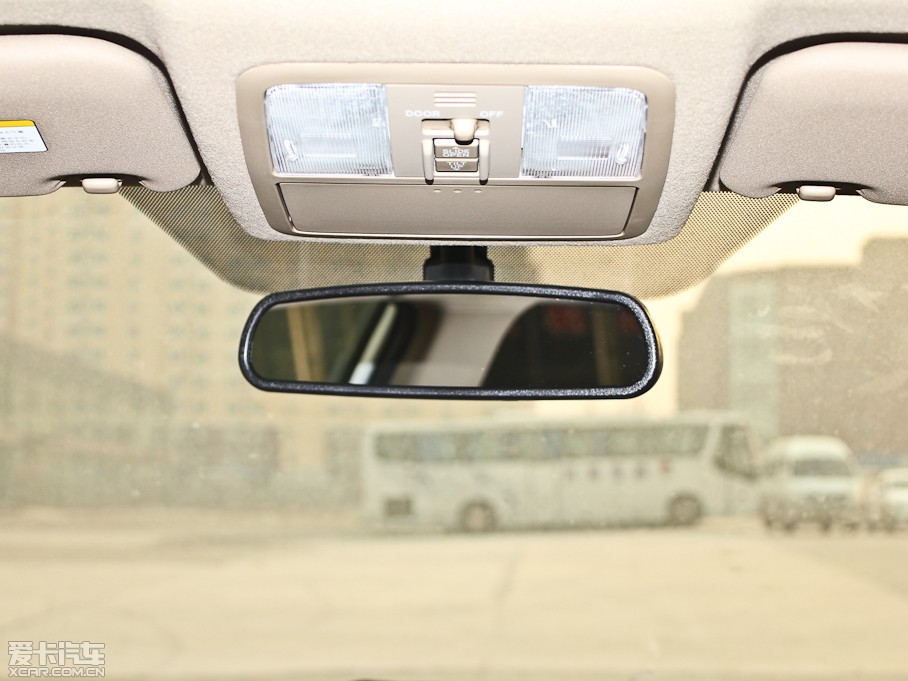 2012RAV4s 2.0L ԄӃ(q)A