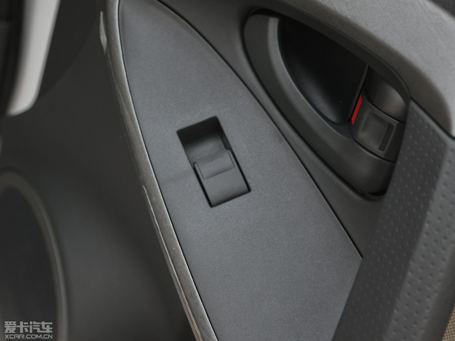 2012RAV4s 2.0L Ԅ(dng)(q)b