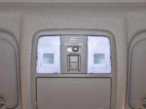 2012款2.0L 自动两驱豪华版 空间座椅