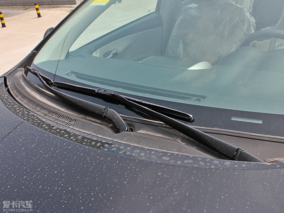 2012_ 1.6L GL ATb