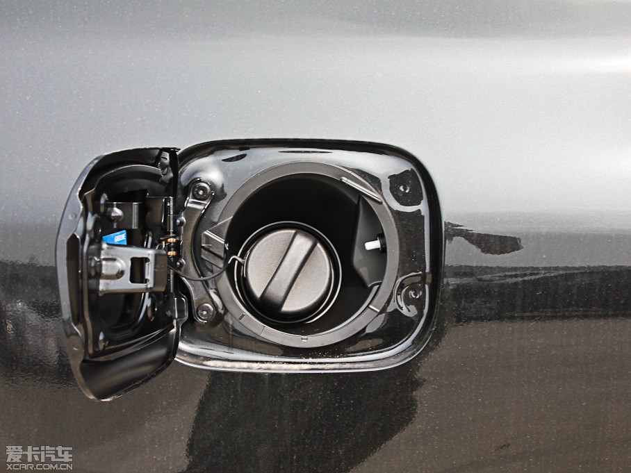 2012_ 1.6L GL ATb